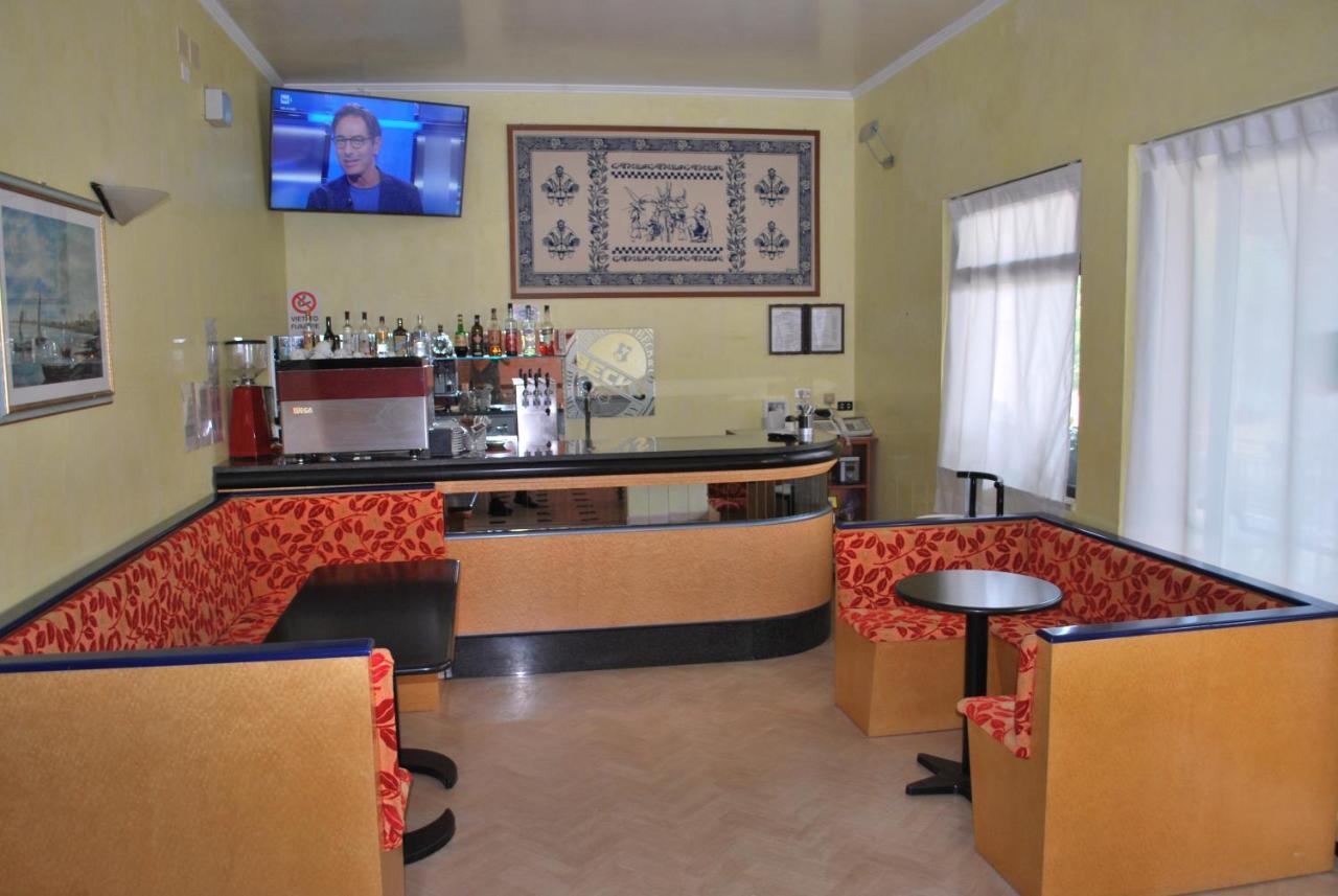 Hotel Numi Rimini Esterno foto
