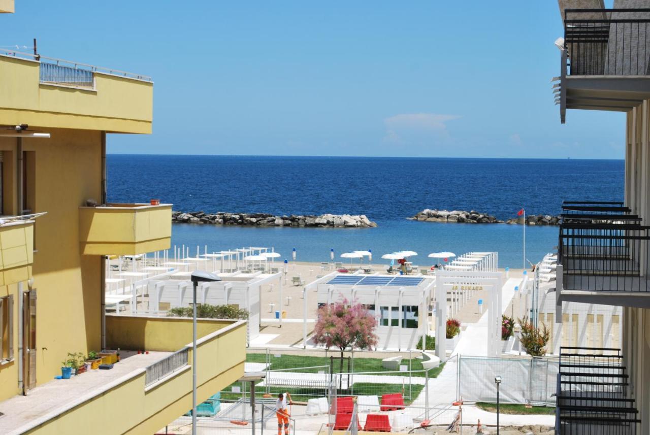 Hotel Numi Rimini Esterno foto