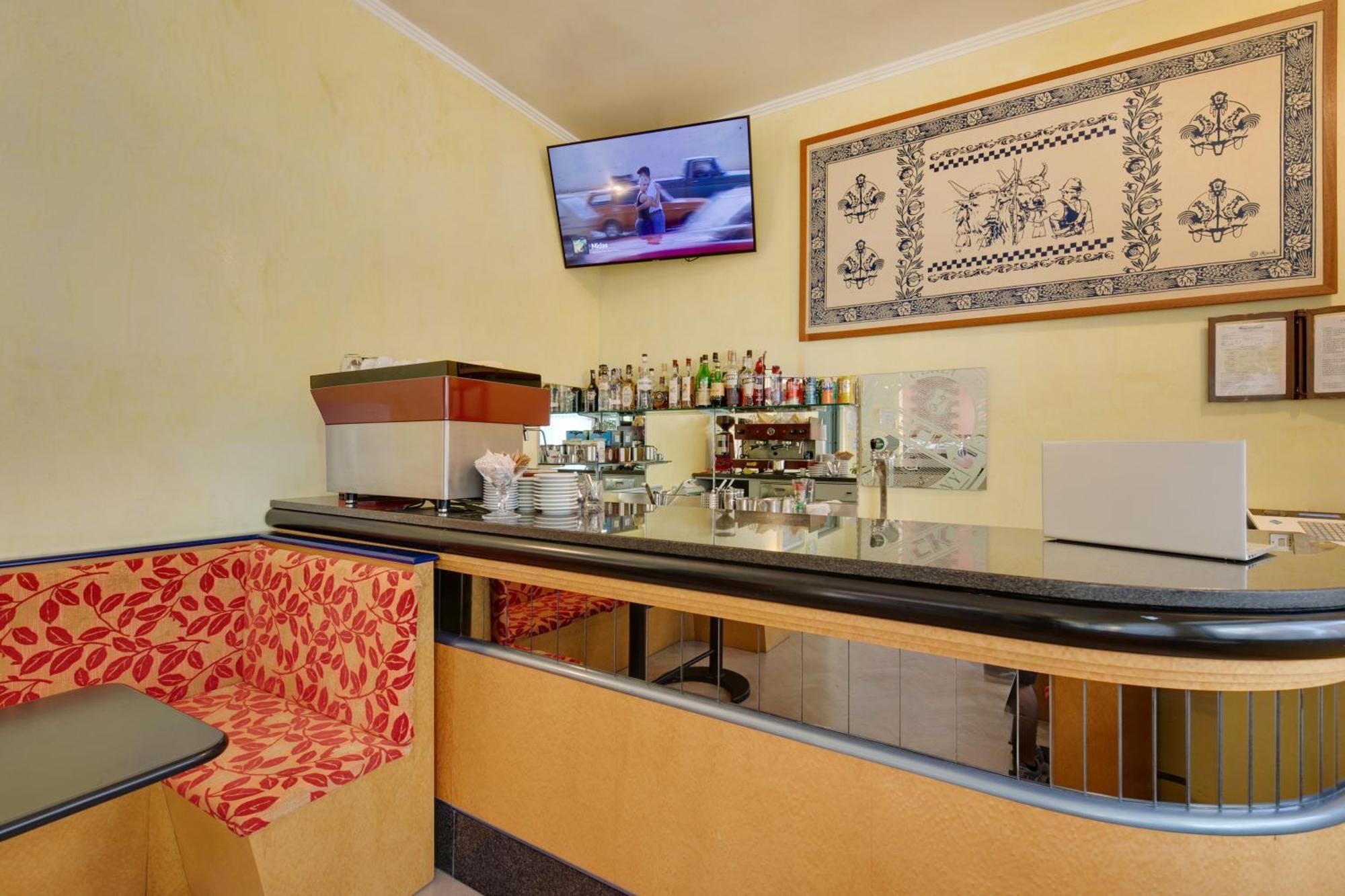 Hotel Numi Rimini Esterno foto