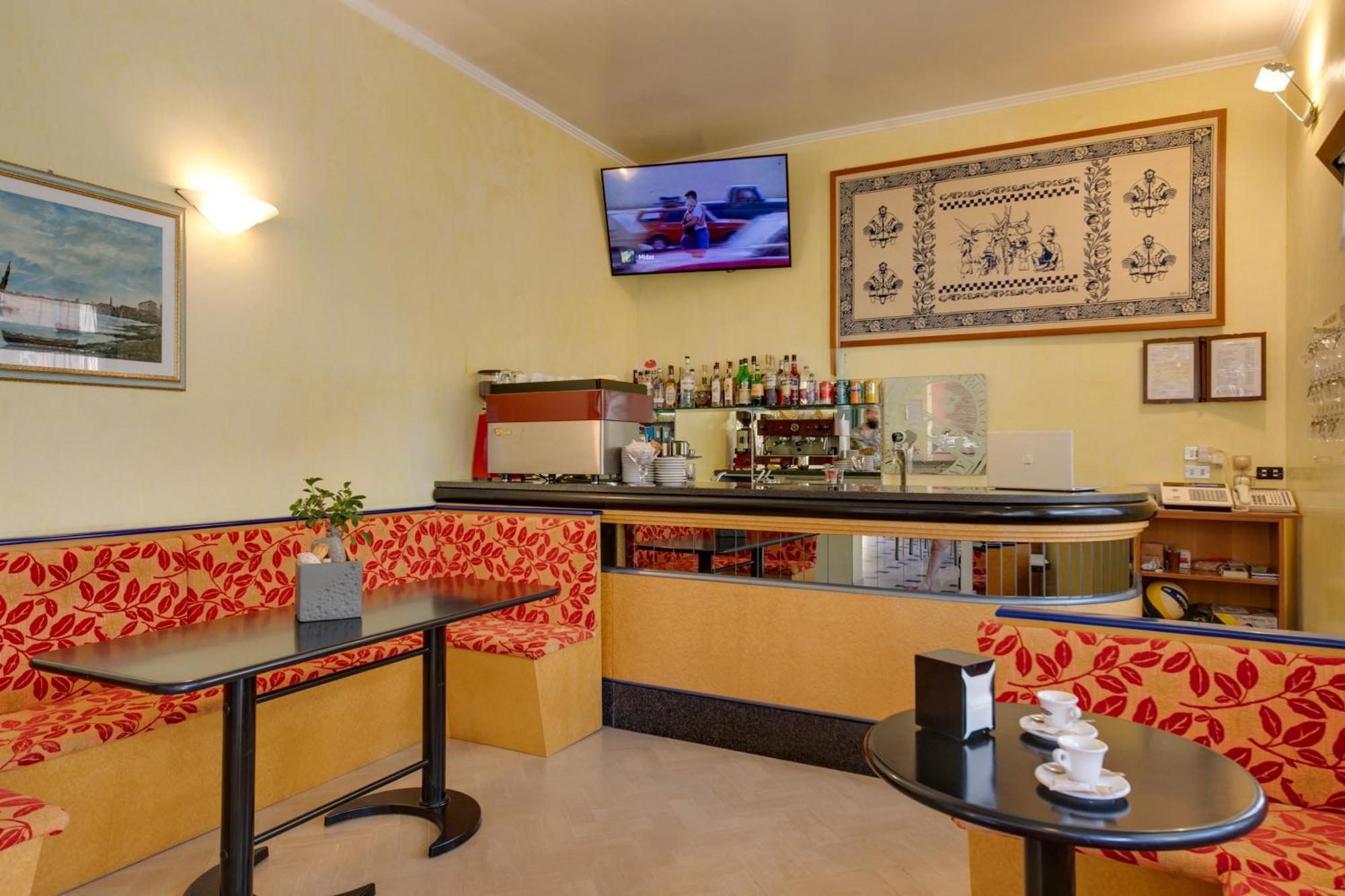 Hotel Numi Rimini Esterno foto